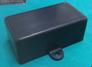 باکس  پلاستیکی گوشواره دار 2.5*3*6