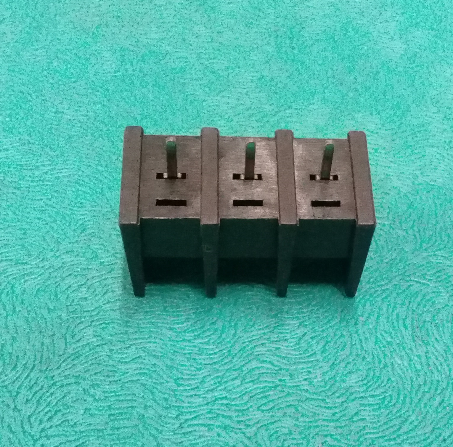  ترمینال صنعتی مشکی  3pin